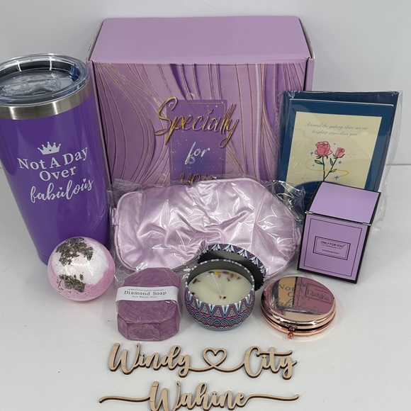 Other - NWT Womens Birthday 6 pc Spa Gift Box